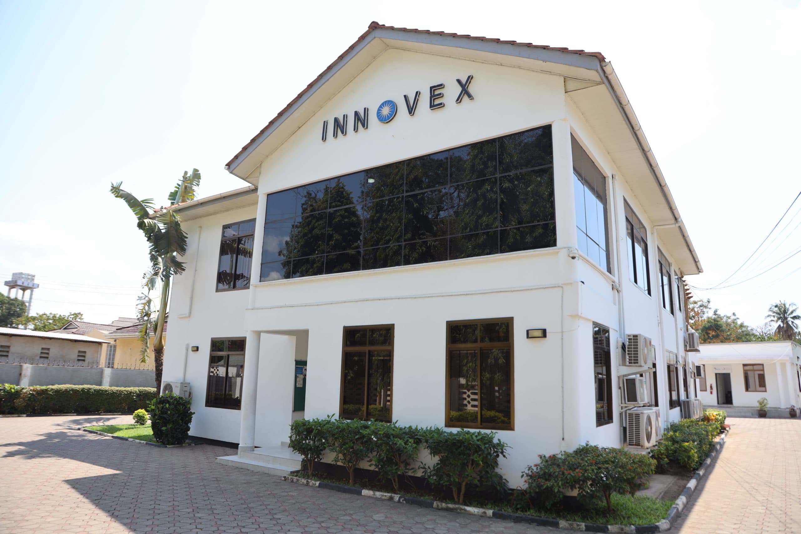 INNOVEX team working